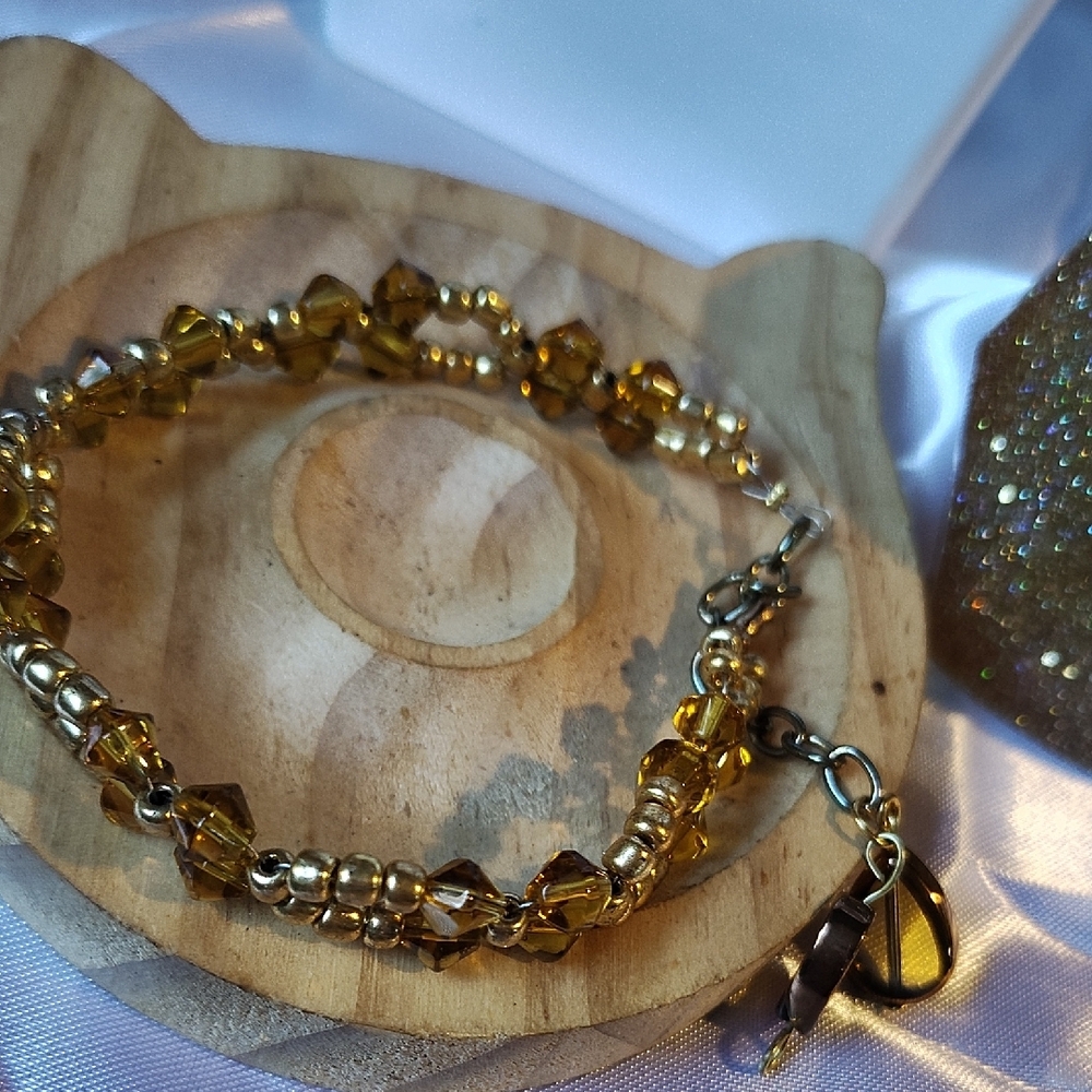 Gold Delicate Chain Bracelet with Warm Lustrous Finish